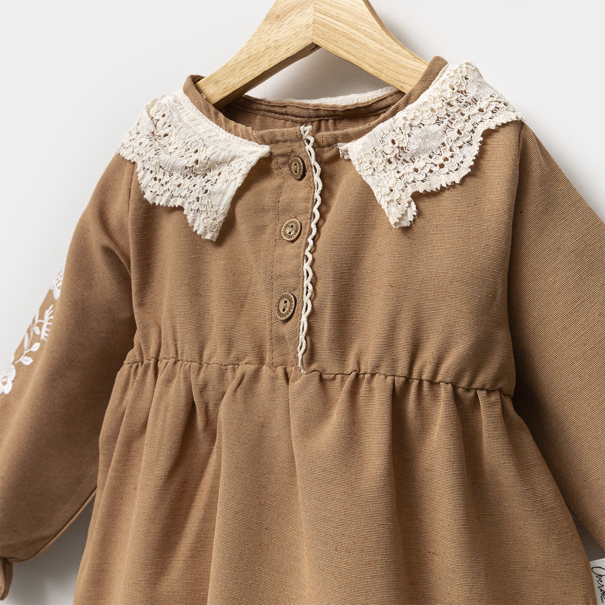Kız 1-4 Yaş Çiçekli Nakışlı Elbise Kahverengi