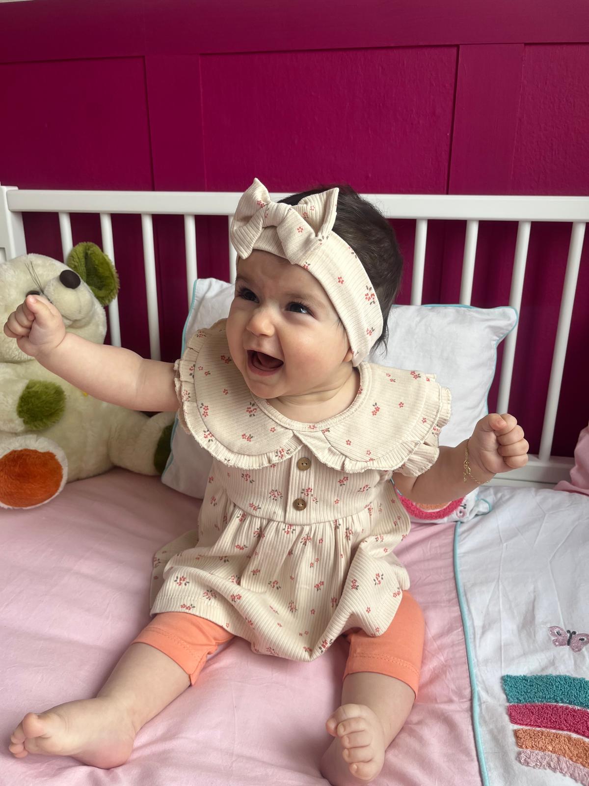 Kurdele Tokalı Taytlı Krem Kız Çocuk Takımı 9-24